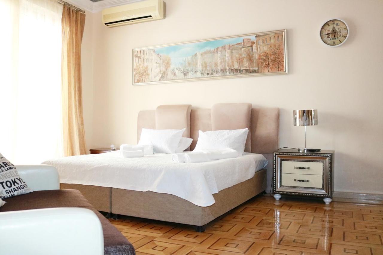 Luxors Garden Hotel Batumi Exterior photo