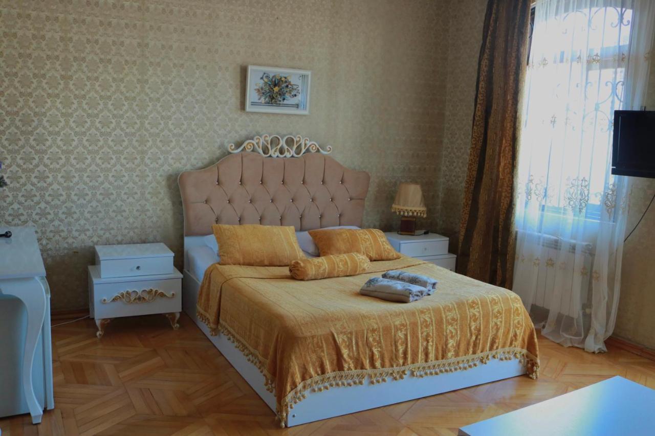 Luxors Garden Hotel Batumi Exterior photo